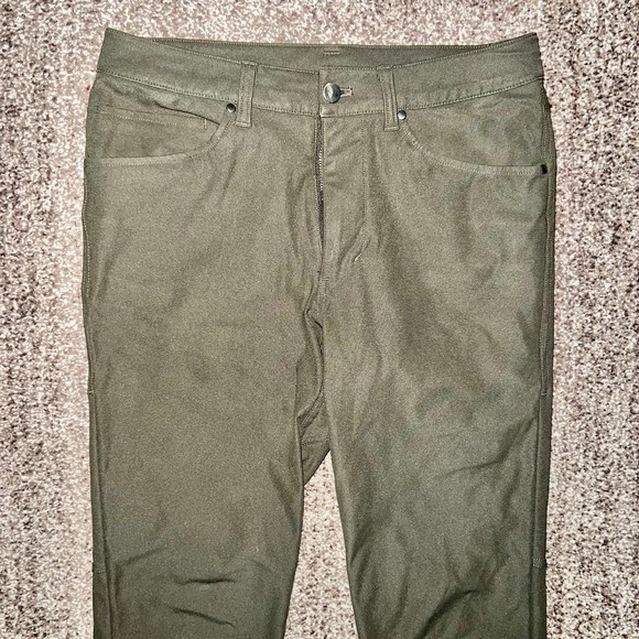 Lululemon Athletica Men's ABC Slim-Fit Pant Warpstreme in Olive Green - Picture 5 of 13